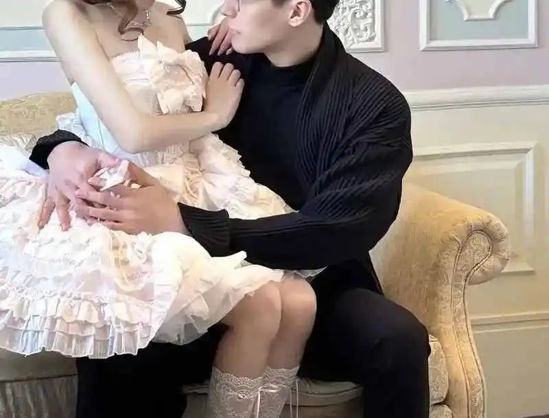 我的恋足癖秘密被曝光了，你能接受吗？ 一