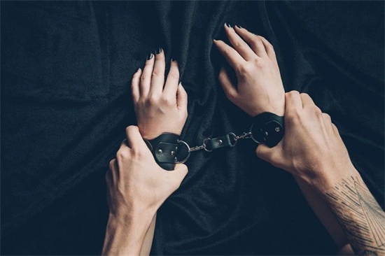 BDSM中Sub的真实身份与心理探秘 一