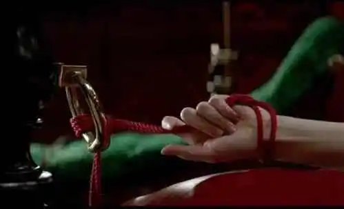 探索s倾向的秘境：如何在BDSM中找到真正的自己？ 一